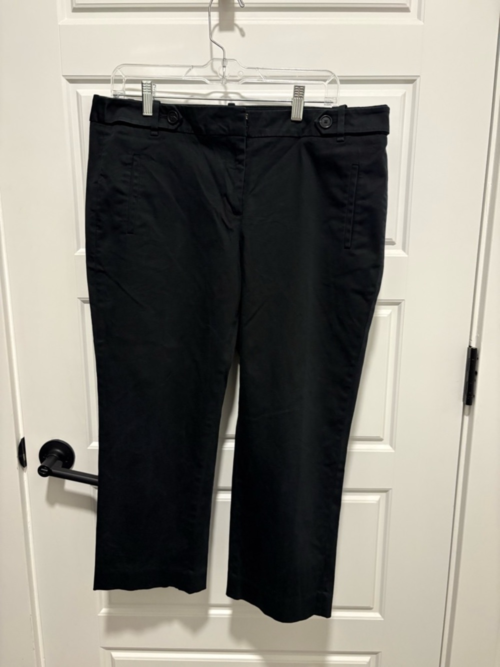 LOFT Black Ankle Cropped Pants